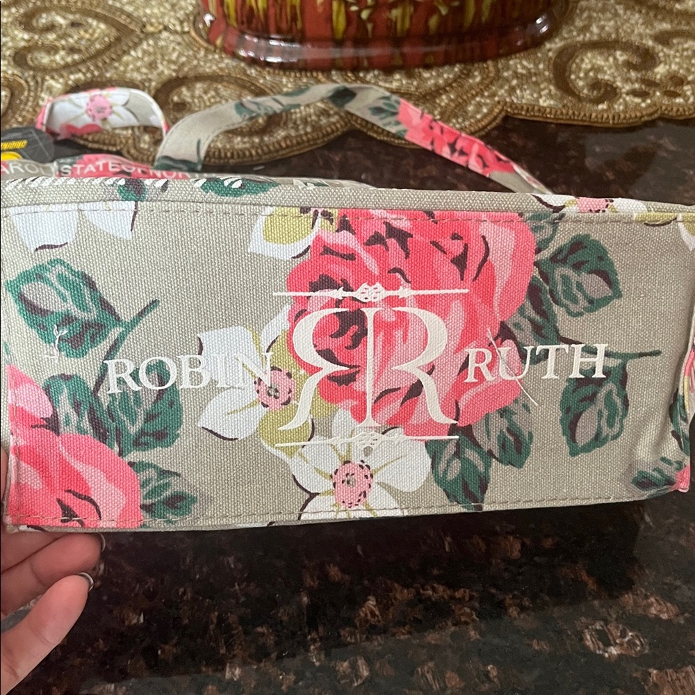 Robin Ruth North Carolina Tote and Crossbody Pouch 2 PieceSet - Picture 11 of 17
